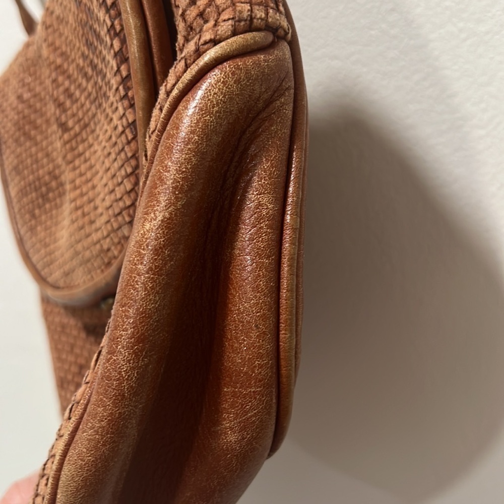 𝅺VINTAGE Ellen Tracy Linda Allard Shoulder Bag Woven Leather Snap Closure - Picture 4 of 12